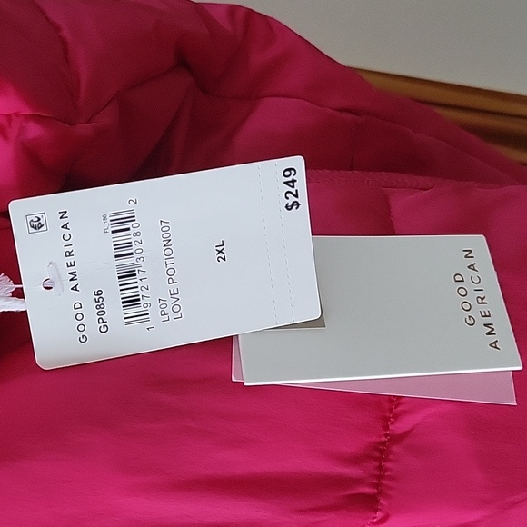 Puffer - Picture 2 of 4